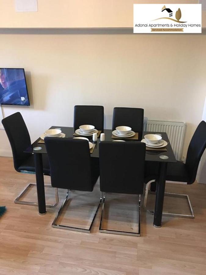2 Bedroom Apartment At Dagenham , Adonai Serviced Accommodation, Free Wifi And Parking Екстер'єр фото