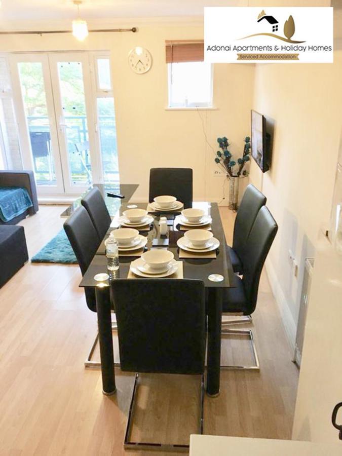 2 Bedroom Apartment At Dagenham , Adonai Serviced Accommodation, Free Wifi And Parking Екстер'єр фото